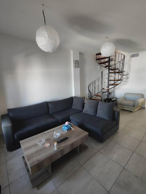 Two-Storey House In Kardamyla Marmaron  Exterior photo